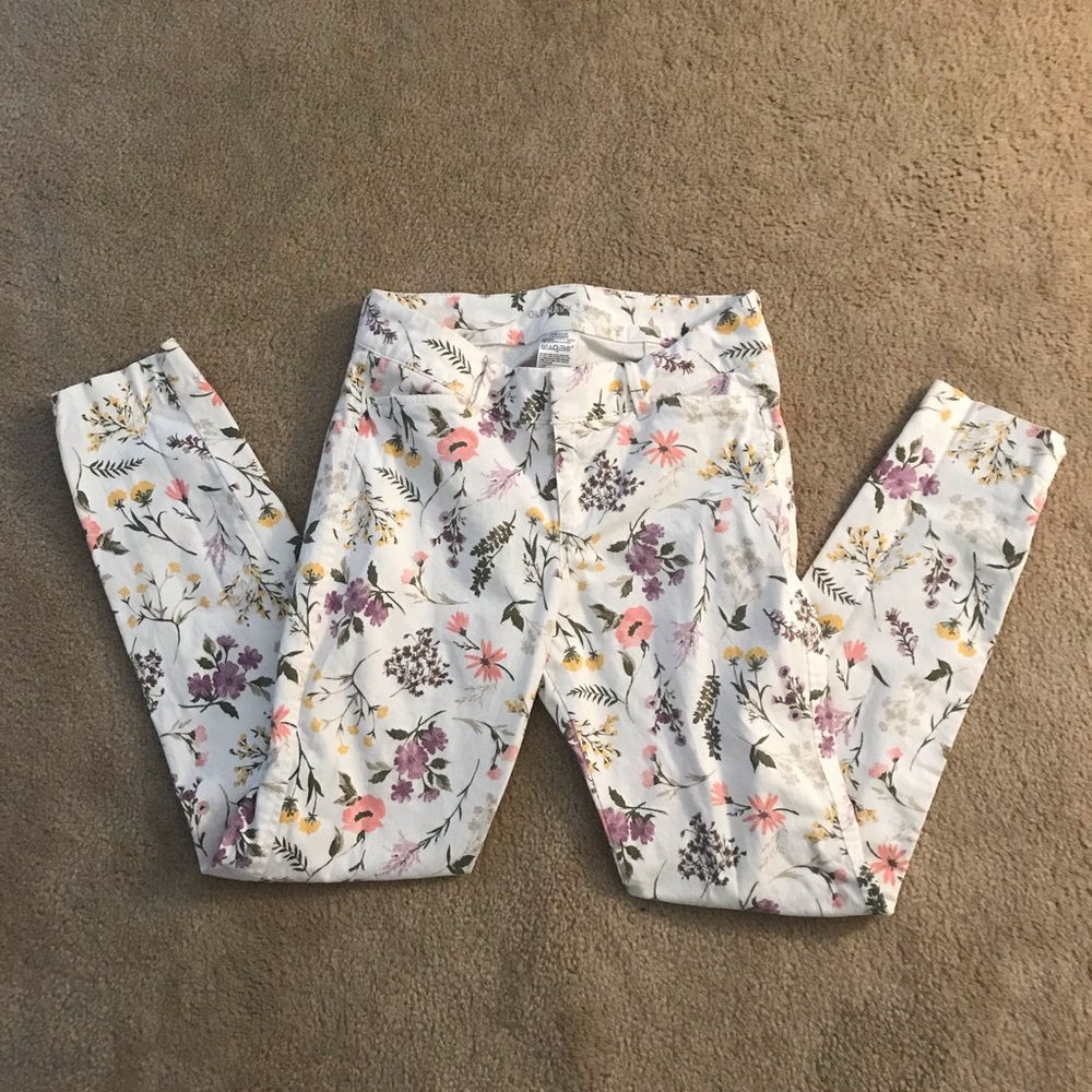 Chino pants